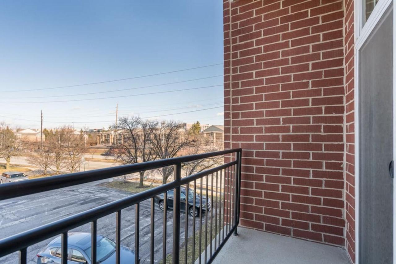 Appartamento Private Bed Downtown Indy - Shared Indianapolis Esterno foto